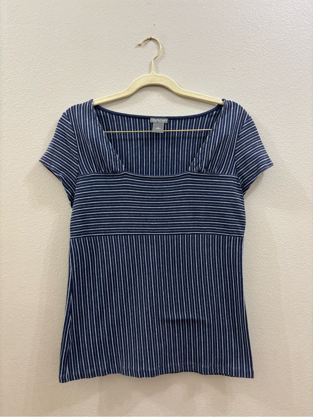 Ann Taylor Striped Navy Scoop-Neck Short Sleeve Tee
